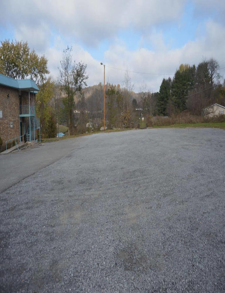 Budget Inn Of Tazewell County Pounding Mill Eksteriør bilde